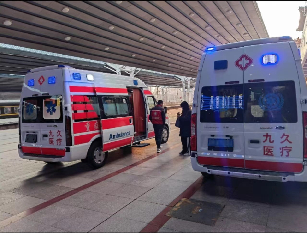 囊谦县救护车长途转运